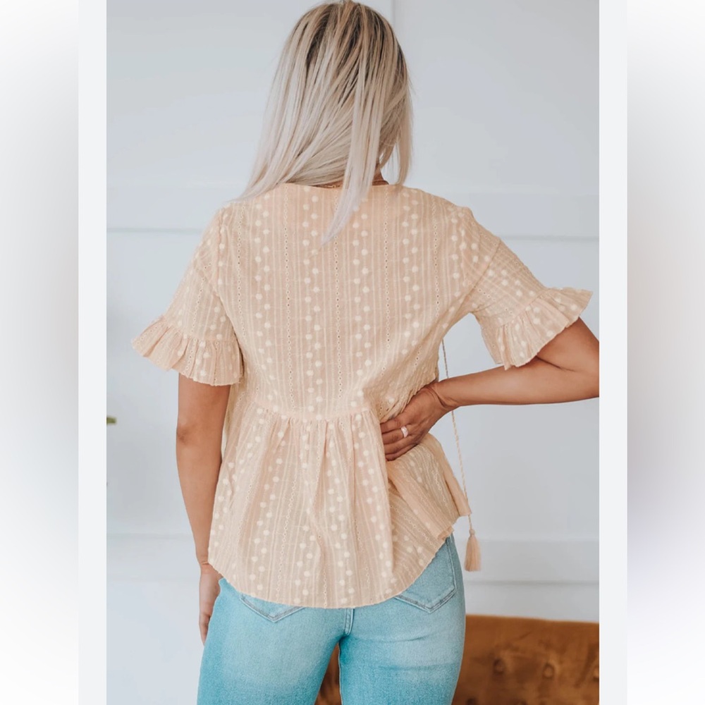 Beautiful Flower Embroidered Woman’s Top Size M 100% cotton - Picture 5 of 10